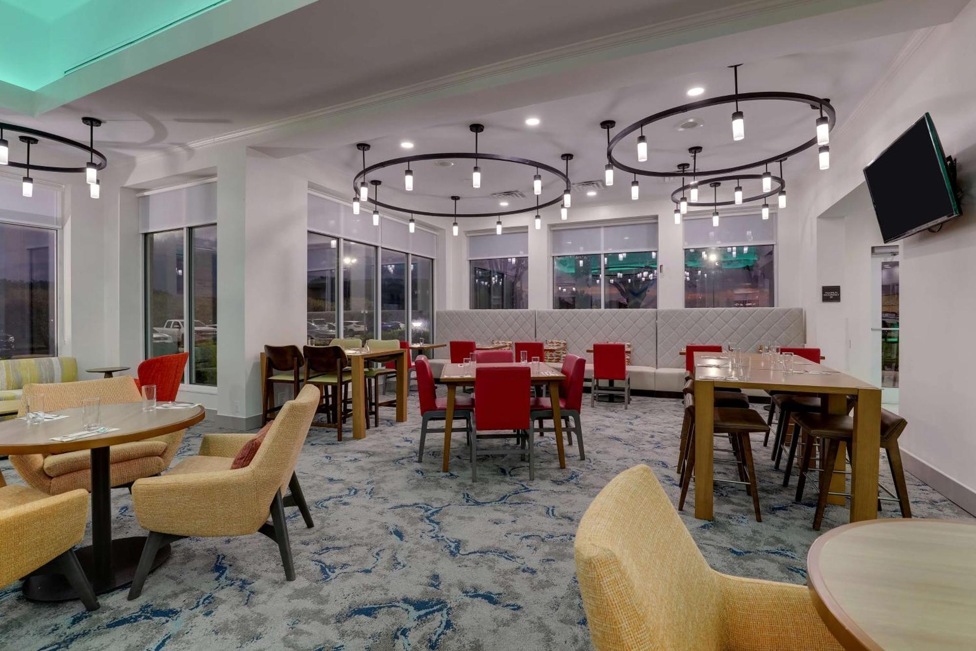 Hilton Garden Inn Fort Worth/Fossil Creek Bagian luar foto